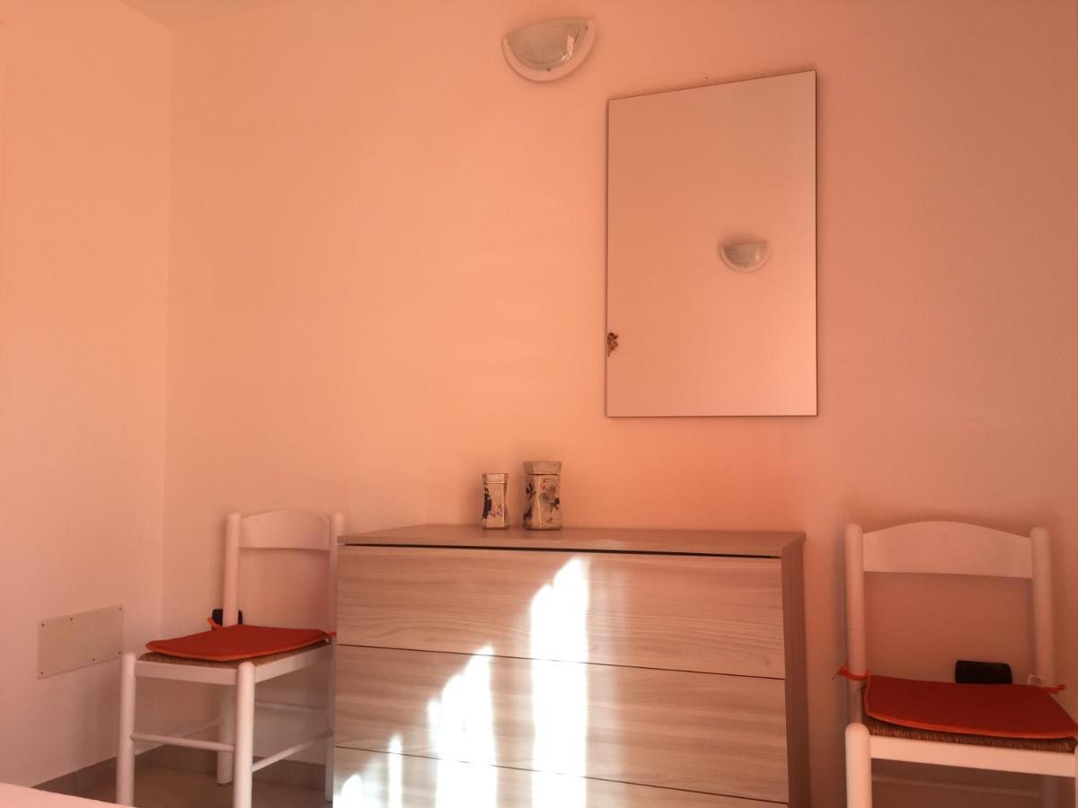 Villa Cala Gavetta Marina Loft à La Maddalena  Extérieur photo